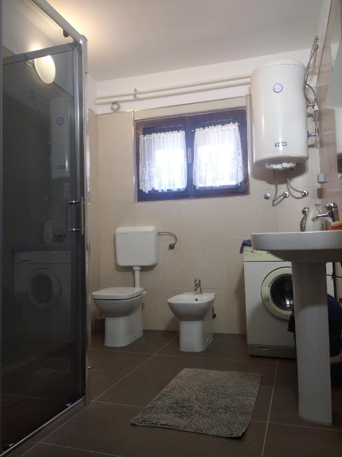 Rooms "Nada Zunic" Книн Экстерьер фото