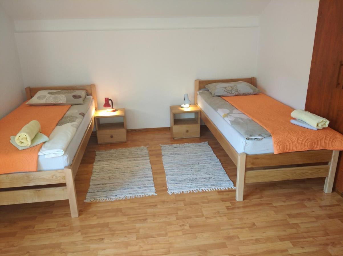 Rooms "Nada Zunic" Книн Экстерьер фото